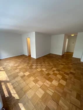 330 East 46 Street #4H, Manhattan, NY 10017