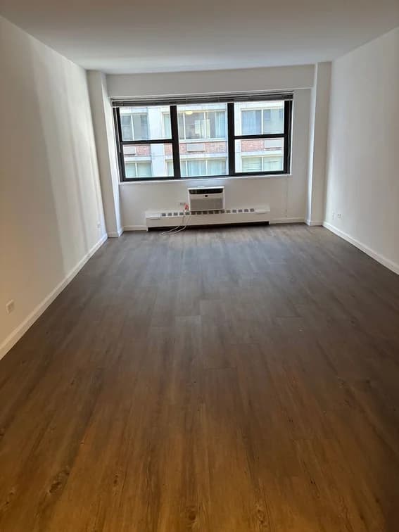 330 East 46 Street #5T, Manhattan, NY 10017 apartment_bedroom_room 1