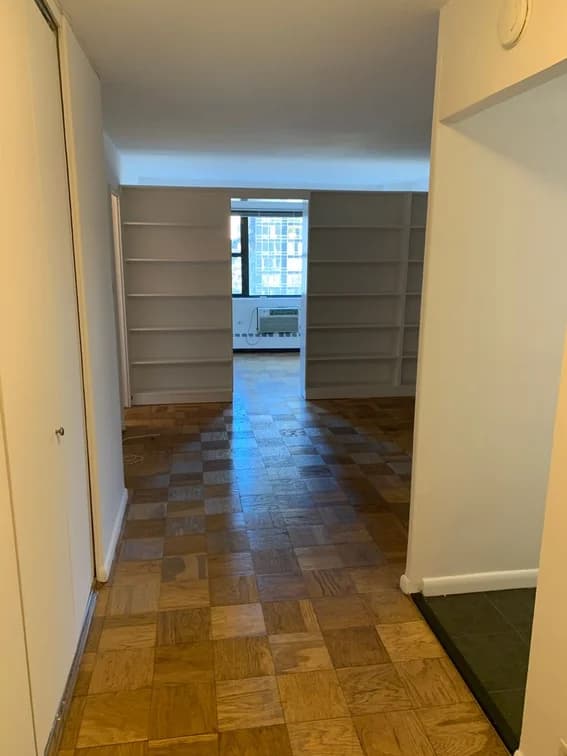 330 East 46 Street #7N, Manhattan, NY 10017 apartment_entry 1