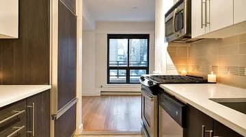 300 East 51 Street #2G, Manhattan, NY 10022