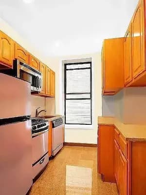 324 East 52 Street #5B, Manhattan, NY 10022