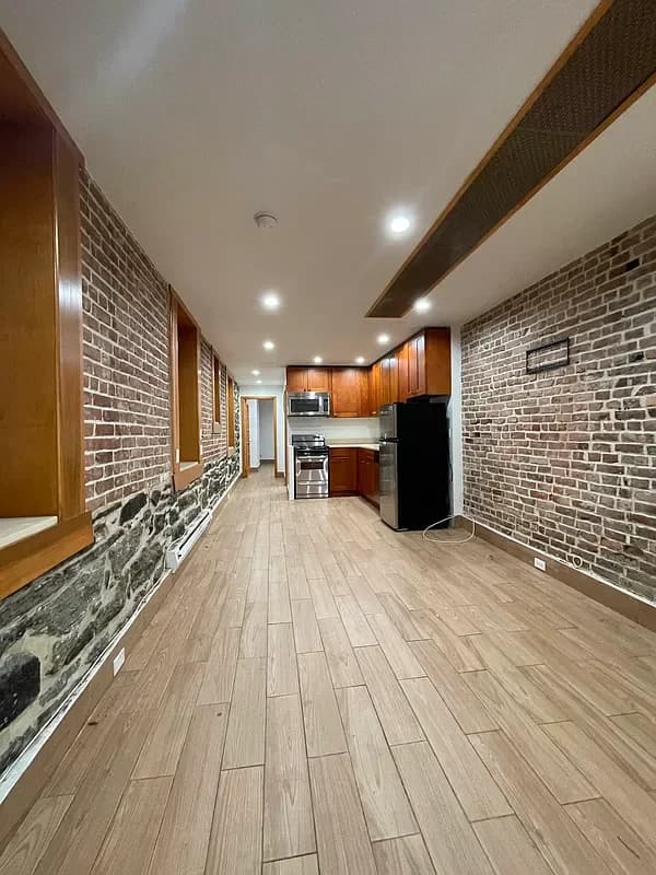 324 East 52 Street #B, Manhattan, NY 10022 apartment_living_room 1