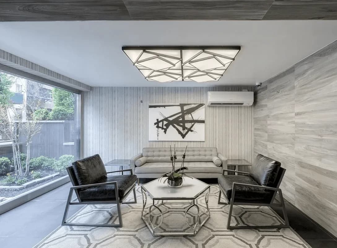 320 East 52 Street #4B, Manhattan, NY 10022 apartment_living_room 1