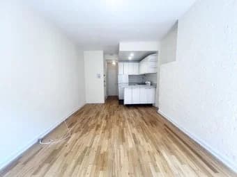 325 East 54 Street #1-B, Manhattan, NY 10022