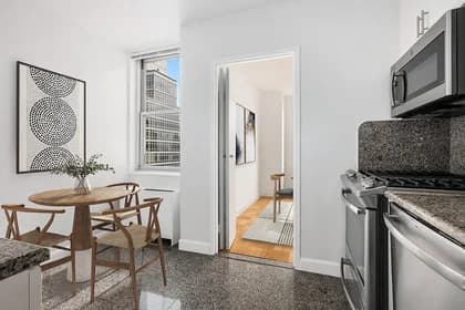 300 East 56 Street #9870, Manhattan, NY 10022