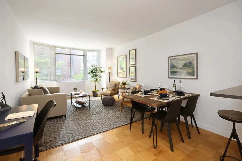 333 East 56 Street #3242, Manhattan, NY 10022 apartment_living_room 1
