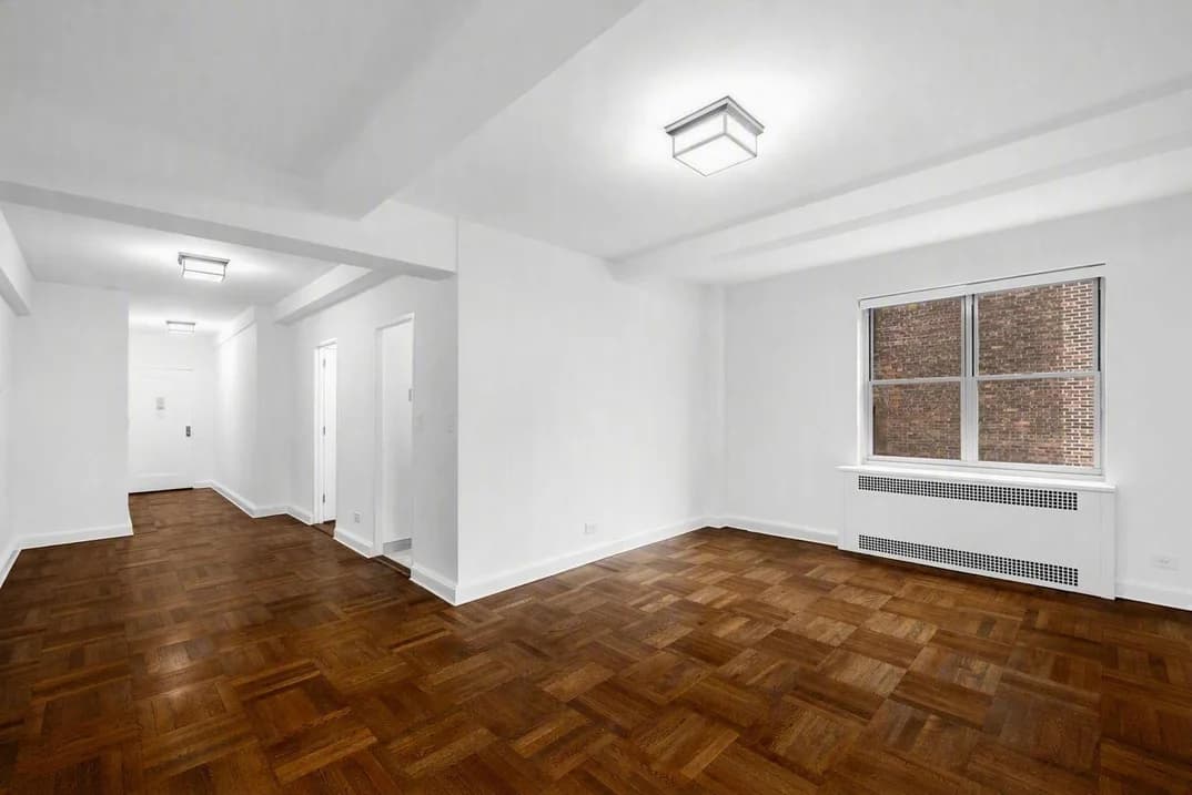 300 East 57 Street #11J, Manhattan, NY 10022 apartment_living_room 1