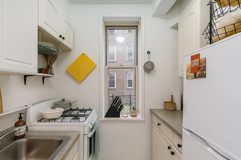 340 East 58 Street #5C, Manhattan, NY 10022 apartment_kitchen 1
