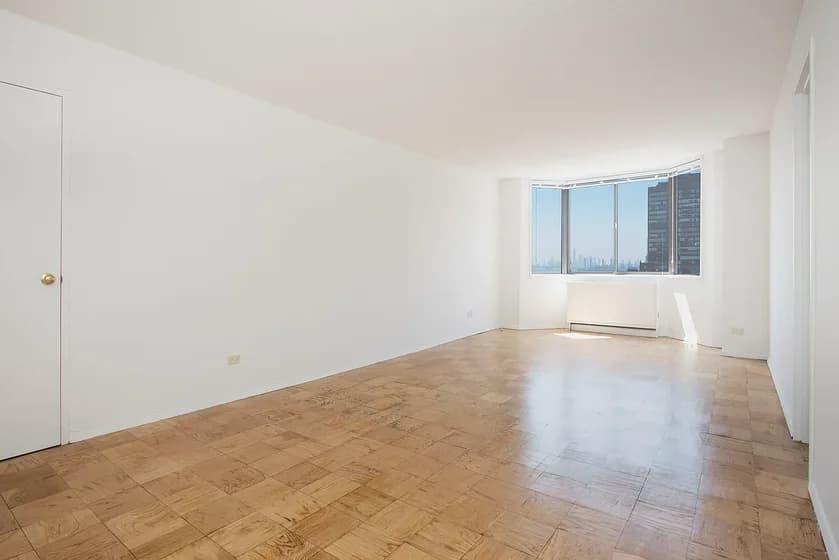 429 East 52 Street #11G, Manhattan, NY 10022 apartment_living_room 1