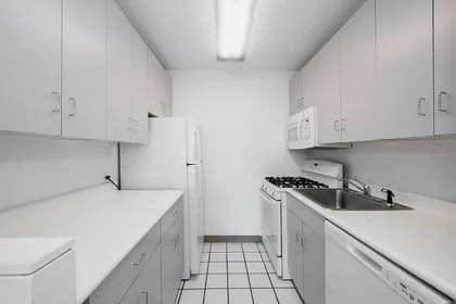 429 East 52 Street #27F, Manhattan, NY 10022