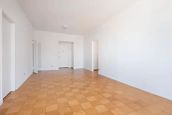 429 East 52 Street #29H, Manhattan, NY 10022 apartment_living_room 1