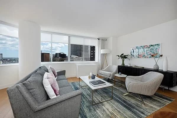 420 East 54 Street #1705, Manhattan, NY 10022 apartment_living_room 1