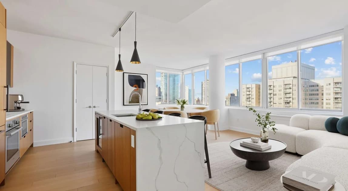420 East 54 Street #2010, Manhattan, NY 10022 apartment_living_room 1
