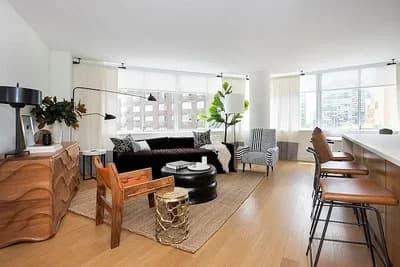 420 East 54 Street #3307, Manhattan, NY 10022