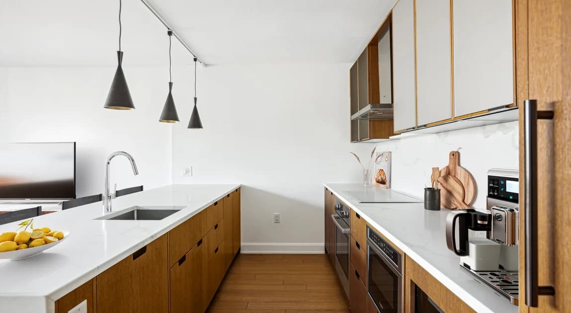 420 East 54 Street #3405, Manhattan, NY 10022 1