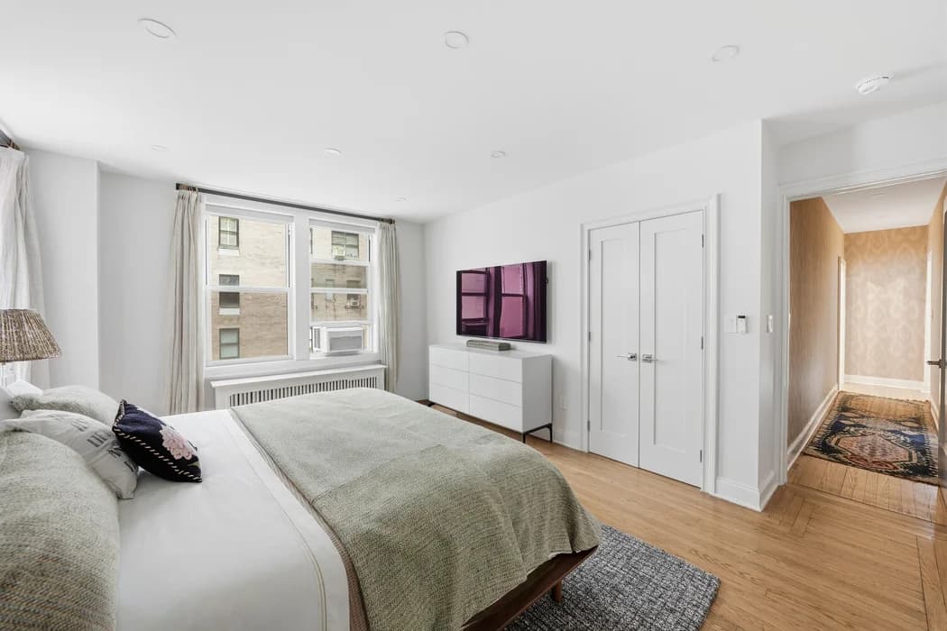 50 E 72 St #10B, Manhattan, NY 10021 apartment_bedroom_room 1