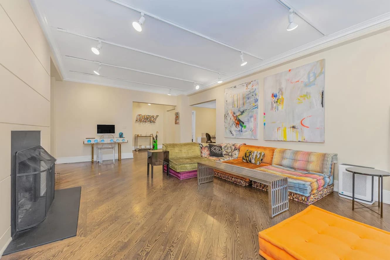 50 E 72 St #7-B, Manhattan, NY 10021 apartment_living_room 1