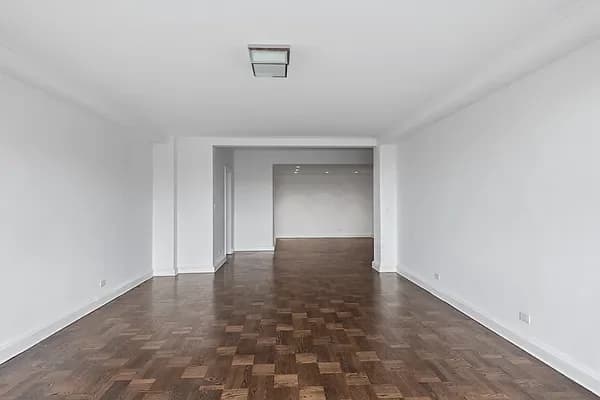 945 5 Avenue #14-C, Manhattan, NY 10021 apartment_living_room 1