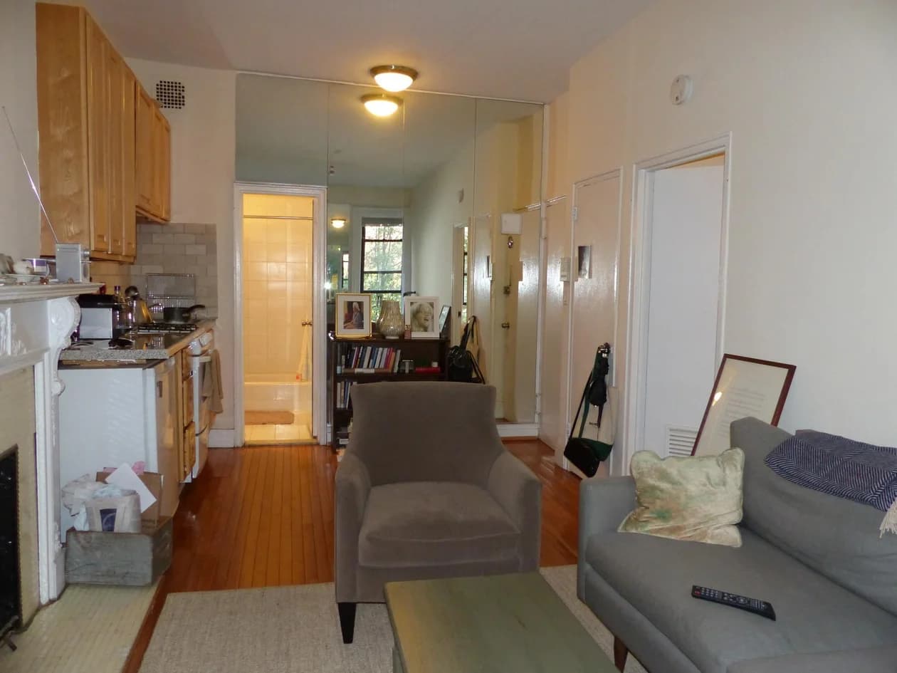110 East 61 Street #3A, Manhattan, NY 10065 apartment_living_room 1