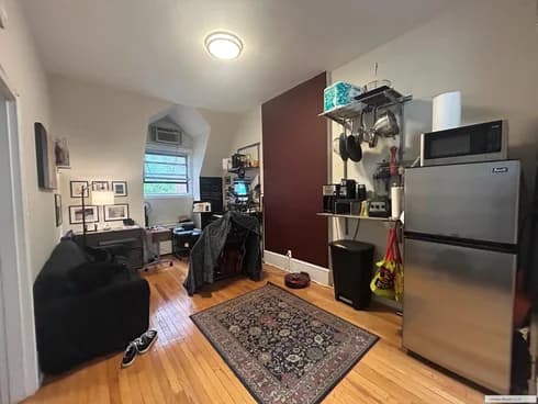 110 East 61 Street #4A, Manhattan, NY 10065