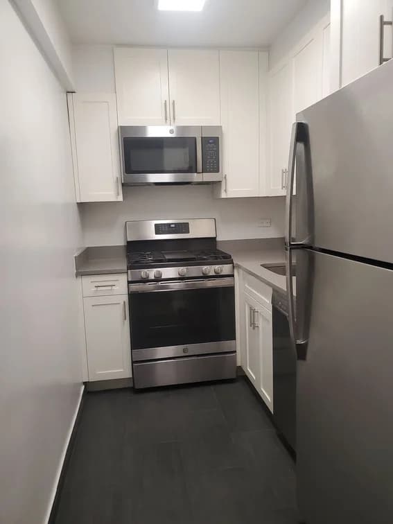 Regency Towers 245 East 63 Street #1016, Manhattan, NY 10065 apartment_kitchen 1