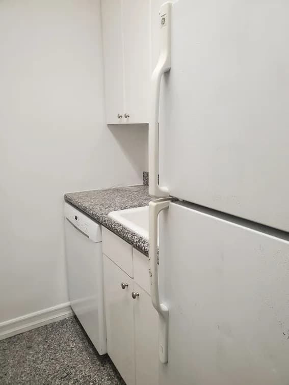Regency Towers 245 East 63 Street #1211, Manhattan, NY 10065 apartment_kitchen 1