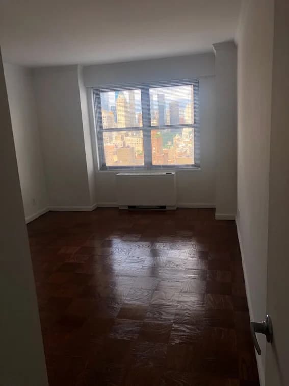 Regency Towers 245 East 63 Street #33 C, Manhattan, NY 10065 apartment_bedroom_room 1