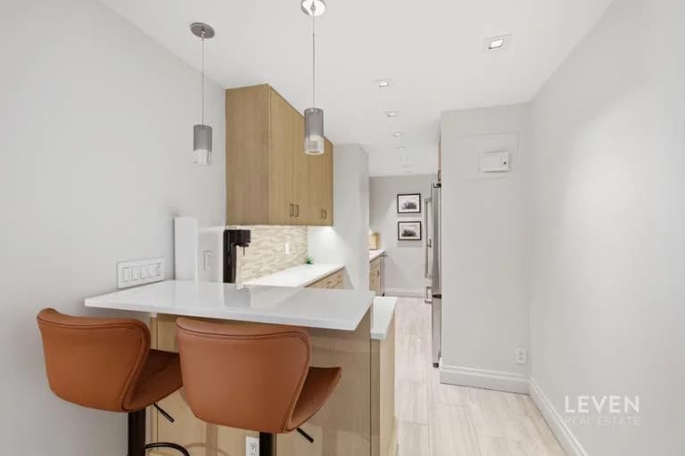 220 East 65 Street #12J, Manhattan, NY 10065 apartment_kitchen 1