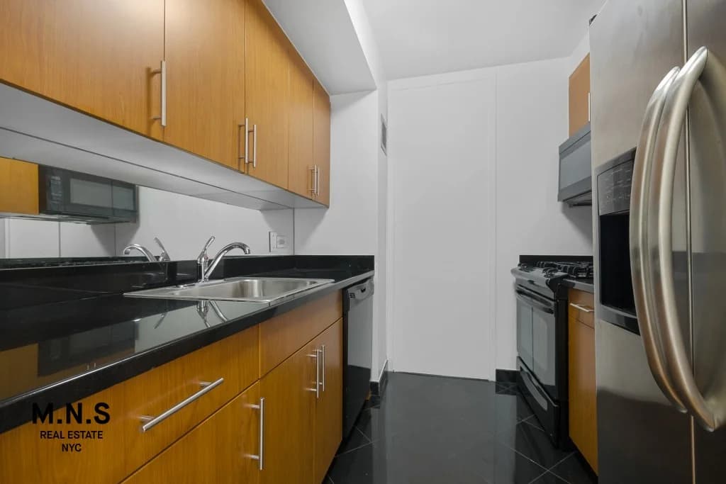 265 East 66 Street #20B, Manhattan, NY 10065 apartment_kitchen 1