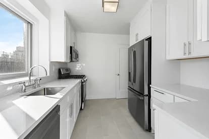 254 E 68 St #19E, Manhattan, NY 10065