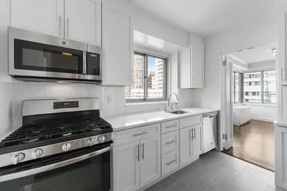 254 E 68 St #20D, Manhattan, NY 10065