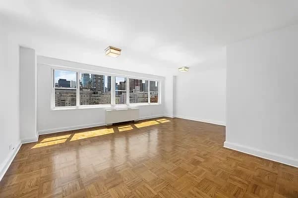 215 East 68 Street #20G, Manhattan, NY 10065