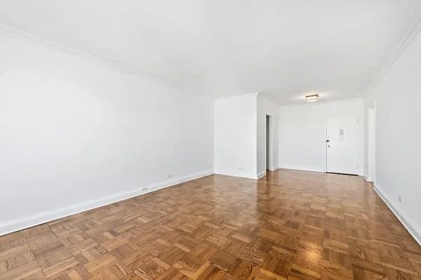 225 East 68 Street #23J, Manhattan, NY 10065 apartment_living_room 1