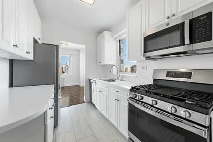 215 East 68 Street #28B, Manhattan, NY 10065