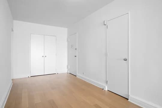 215 East 68 Street #30B, Manhattan, NY 10065