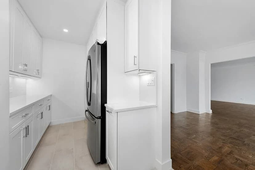 215 East 68 Street #31D, Manhattan, NY 10065 apartment_kitchen 1