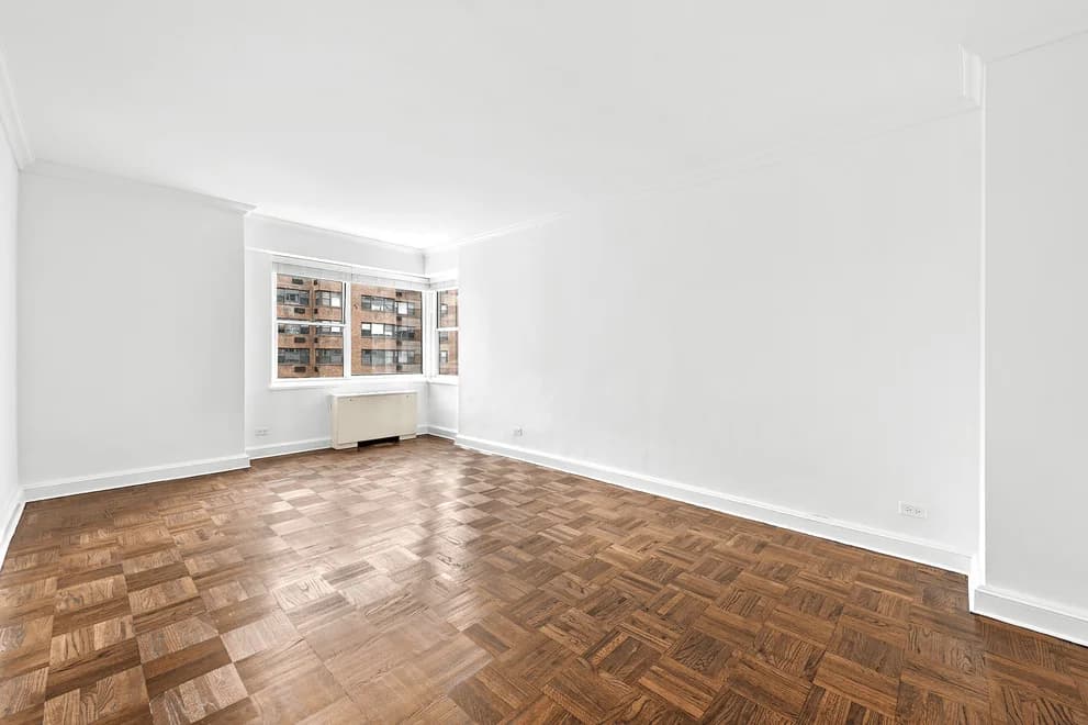 215 East 68 Street #3B, Manhattan, NY 10065 apartment_bedroom_room 1