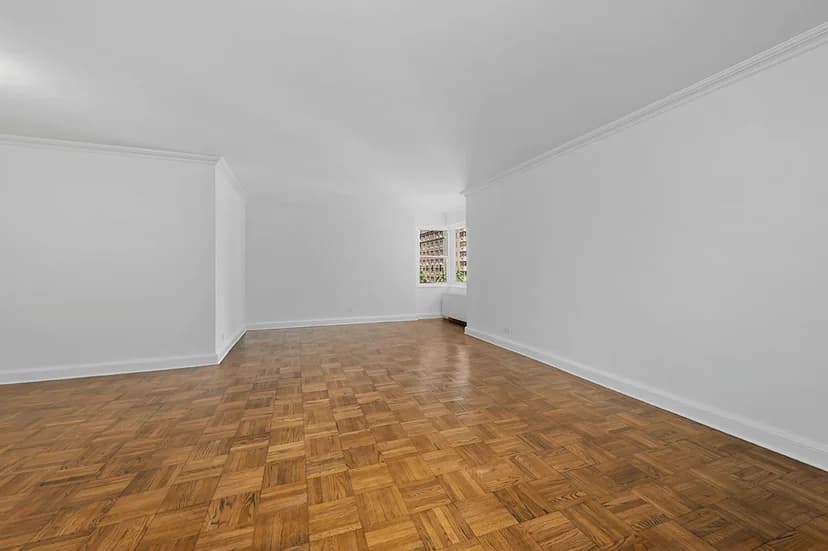 225 East 68 Street #5Q, Manhattan, NY 10065 apartment_living_room 1