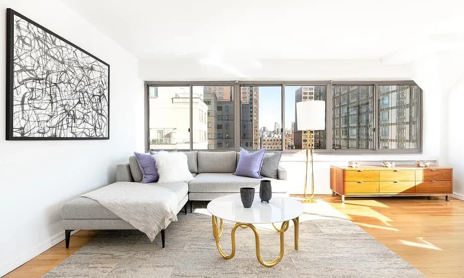 201 East 69 Street #PHC, Manhattan, NY 10021 apartment_living_room 1