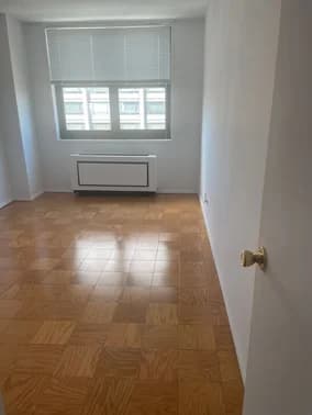 200 East 72 Street #25H, Manhattan, NY 10021