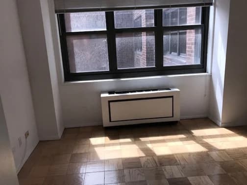 200 East 72 Street #4D, Manhattan, NY 10021