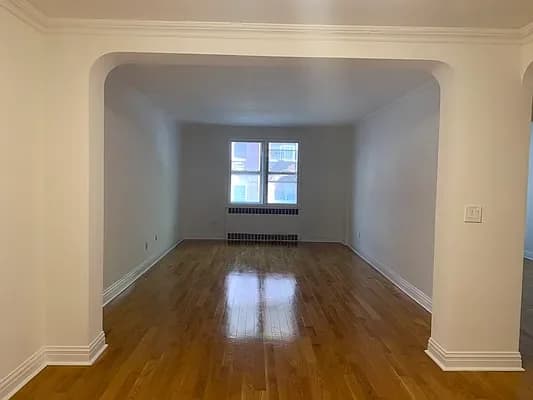 330 East 63 Street #2H, Manhattan, NY 10065 apartment_living_room 1