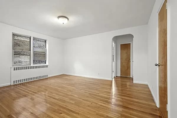 330 East 63 Street #4L, Manhattan, NY 10065 apartment_dining_room 1