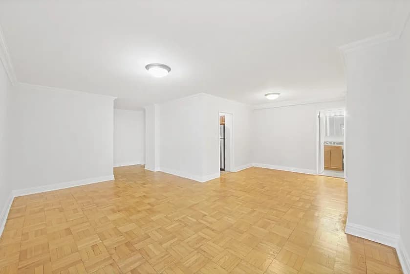360 East 65 Street #12D, Manhattan, NY 10065 apartment_living_room 1