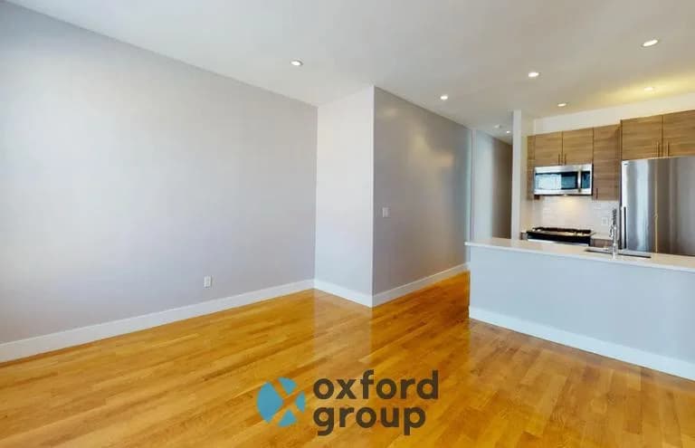 310 East 75 Street #4E, Manhattan, NY 10021 apartment_living_room 1