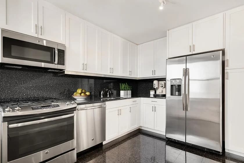 1365 York Avenue #1408, Manhattan, NY 10021 apartment_kitchen 1