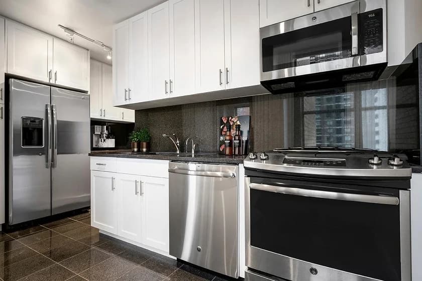 1365 York Ave #756, Manhattan, NY 10021 apartment_kitchen 1