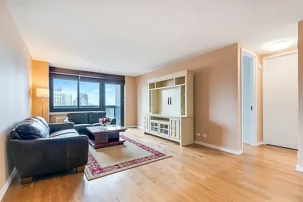 515 E 72 St #24J, Manhattan, NY 10021
