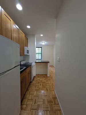 503 East 78 Street #3B, Manhattan, NY 10075