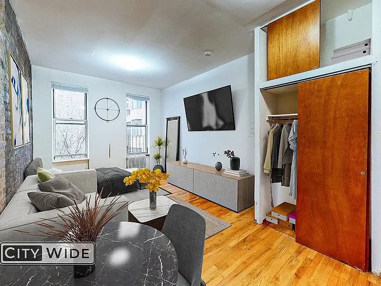 1654 3 Avenue #9, Manhattan, NY 10128 apartment_living_room 1